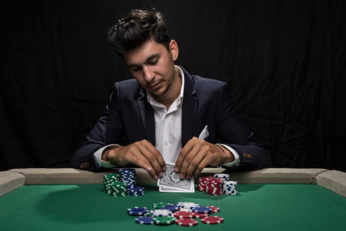 Strategi Psikologis dalam Poker: Meningkatkan Kemenangan Anda